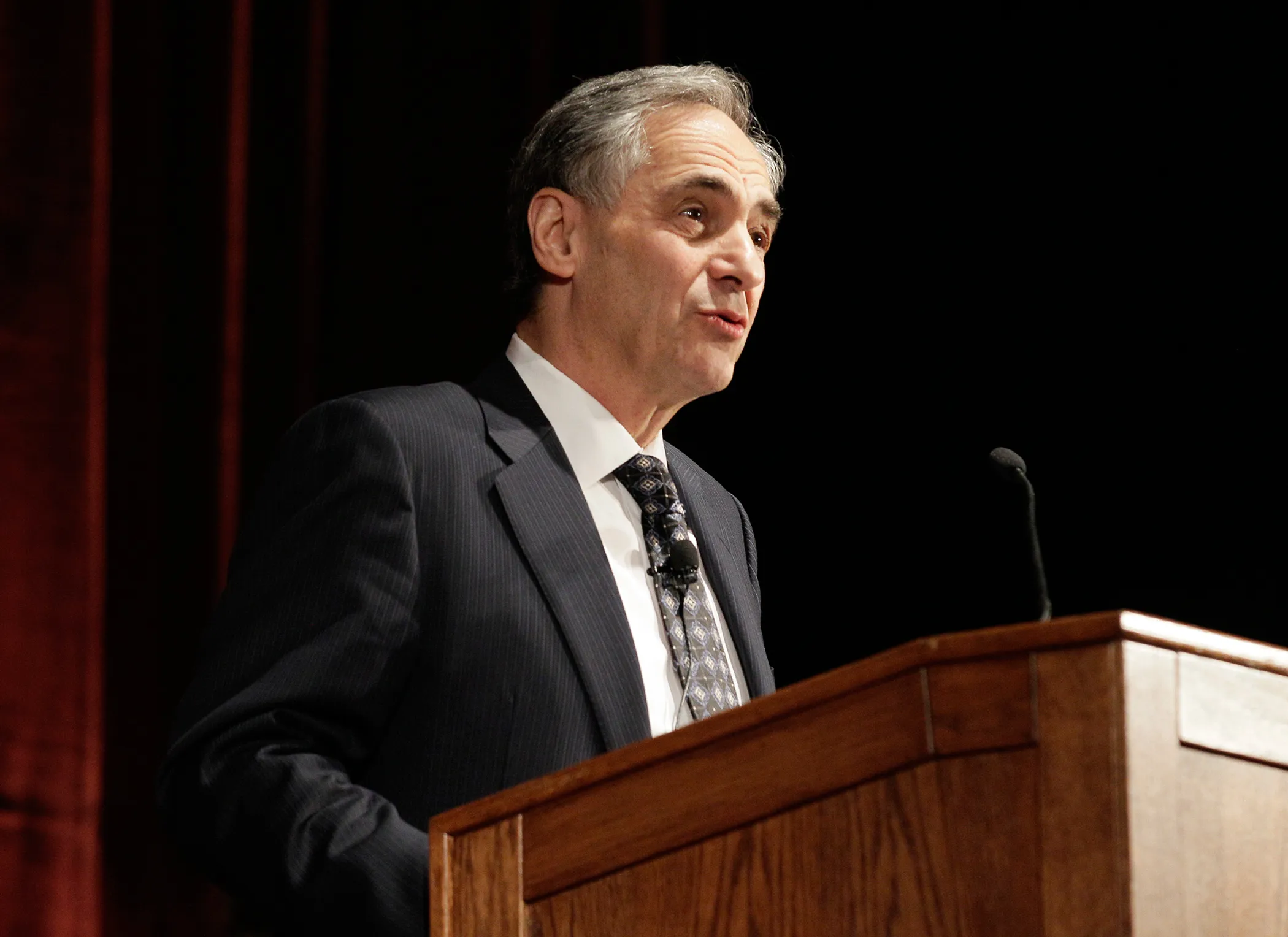 Big Pay for College Presidents Doesn't Pay Off for Students