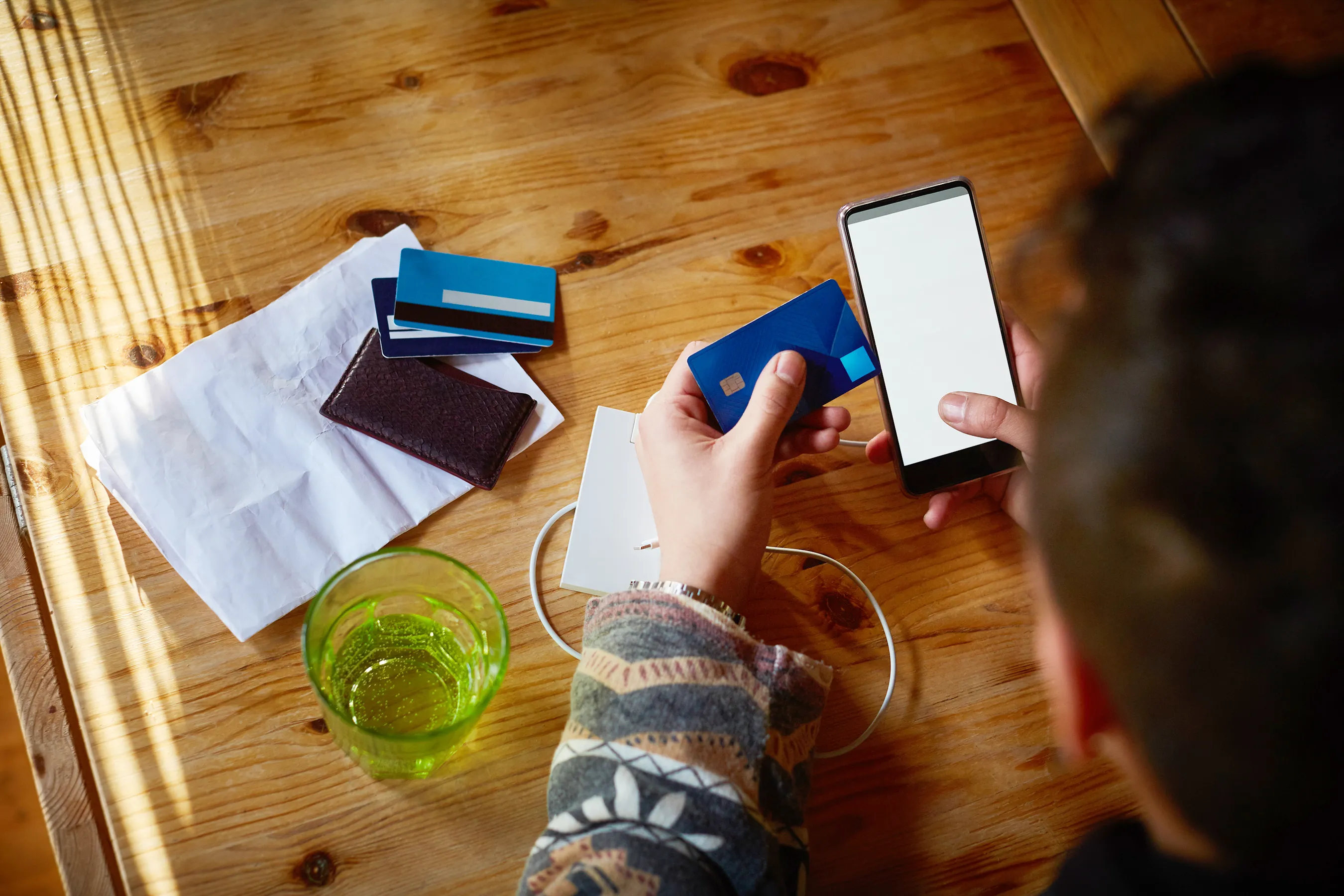How to Consolidate Credit Card Debt